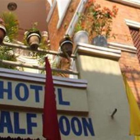 Hotel Half Moon Pokhara Kültér fotó